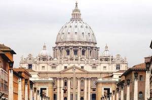 4Crkva Svetog Petra u Rimu je najveca ckrva na svetu.jpg