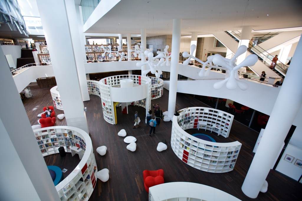 biblioteka - 10 najboljih atrakcija Amsterdama koje možete posetiti besplatno